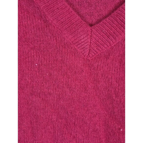 Halogen Sweater Womens XS Petite Red 100% Cashmere V Neck Long Sleeve Pullover - Picture 3 of 10